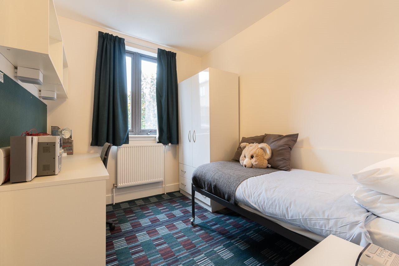 Edinburgh First Holland House Hotel — Photos 3